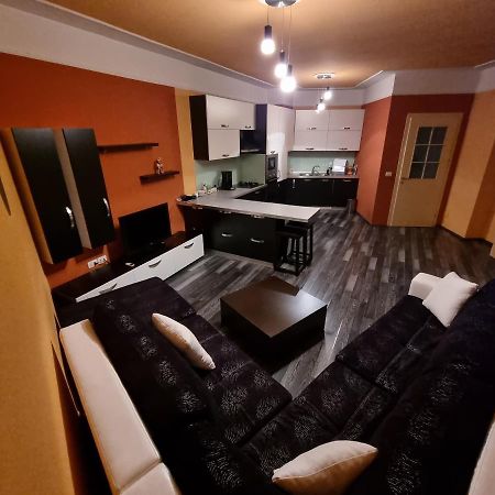Moonshine Apartament ティラナ エクステリア 写真